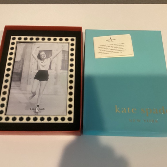 Kate Spade Cream and Black  Polka Dot Photo Frame 5x7 - Picture 9 of 9